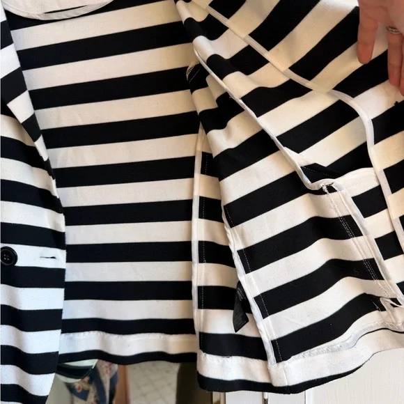 Sandro Black and White Striped Blazer - Picture 4 of 8